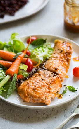 salmon-with-salad.jpg